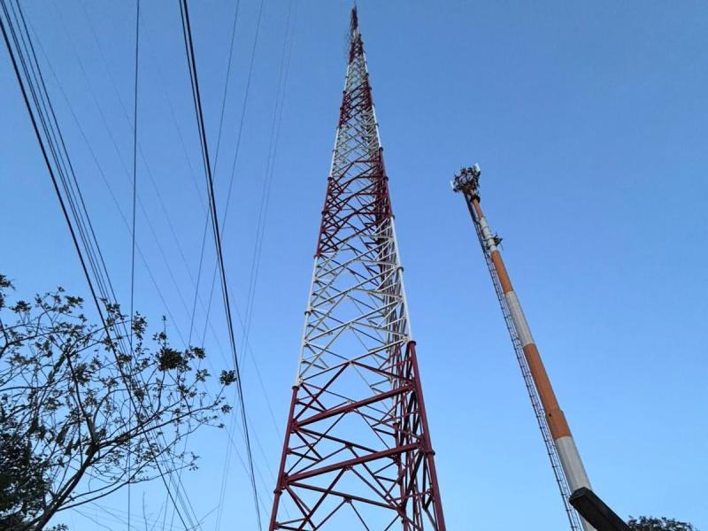 Torre Autoportante 56m